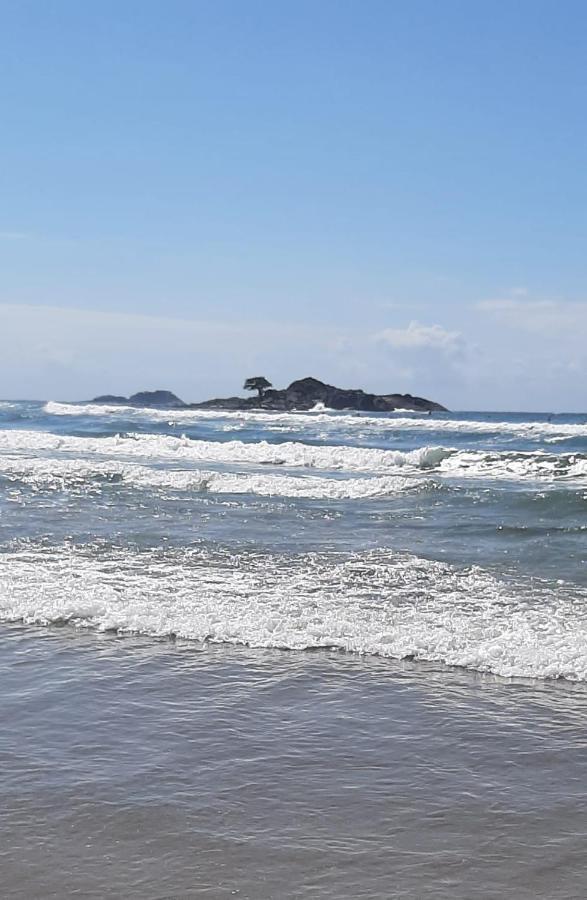 Apartamento Quadra Da Praia - Pitangueiras Guaruja Exterior photo